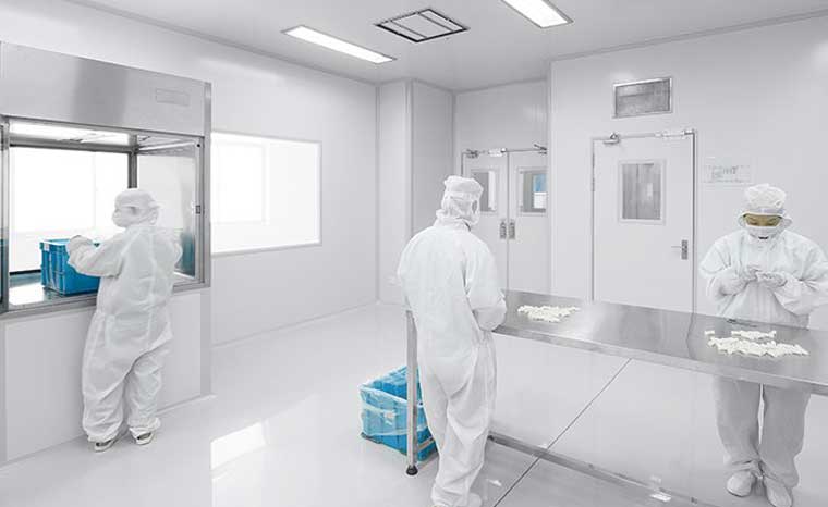 新建醫療器械工廠的生產企業應當具備什么條件和要求？